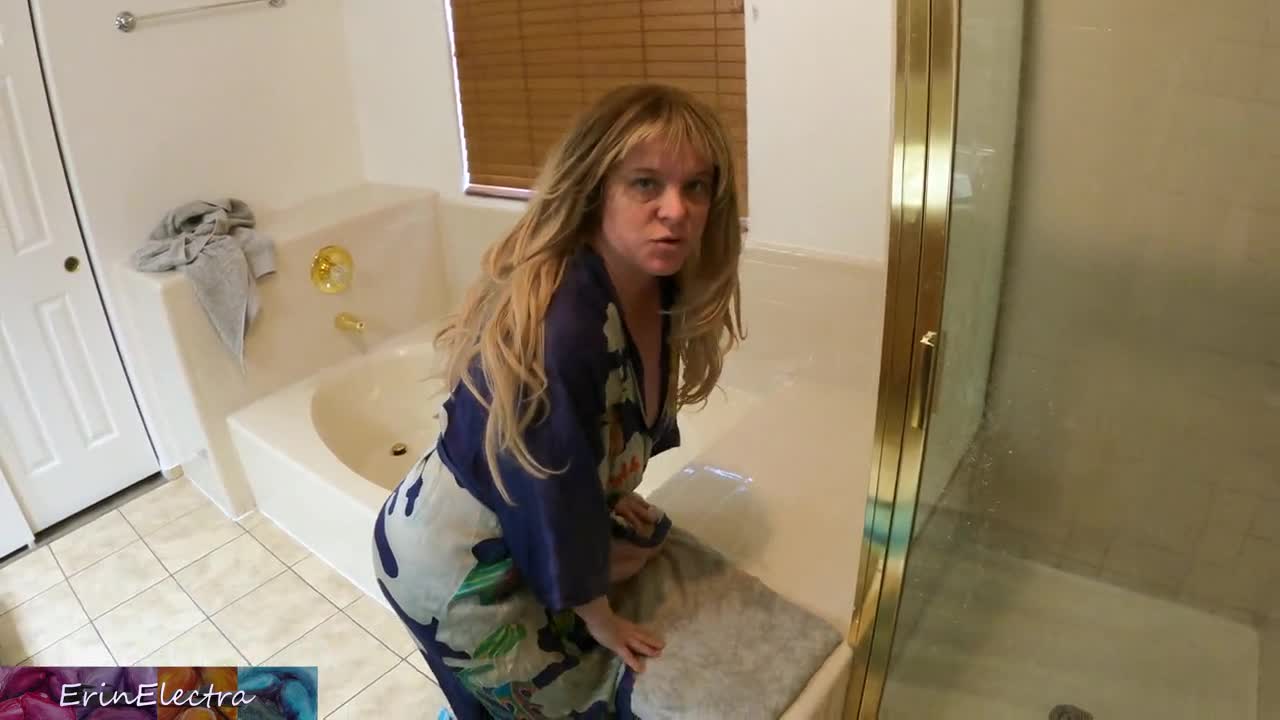 Watch Stepmom needs help with the tub and calls her stepson HD Full video | ePornFreeHD. Watch Free All of trend and latest brand porn full Videos ePornFreeHD. 