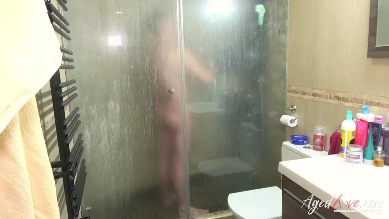 Watch Showering dude is going to get seduced by a horny old bitch HD Full video | ePornFreeHD. Watch Free All of trend and latest brand porn full Videos ePornFreeHD. 